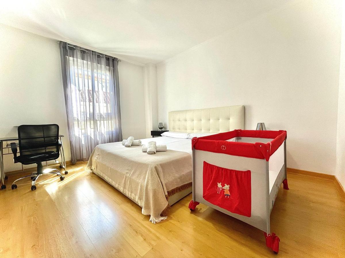 Luxury Duplex 200 M2 Terrace Parking StayinSevilla Exteriör bild